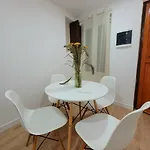 Jolie Maison De 4-5 Personnes * Saint-Marcel-sur-Aude
