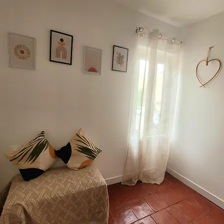 Jolie Maison De 4-5 Personnes Holiday home *