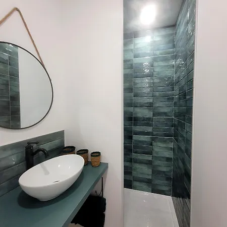 Holiday home Jolie Maison De 4-5 Personnes