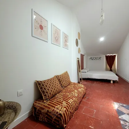 Jolie Maison De 4-5 Personnes * Saint-Marcel-sur-Aude